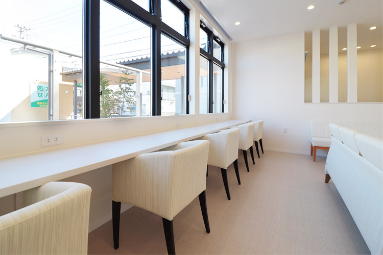 待合カウンター